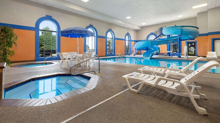 Howard Johnson by Wyndham Billings