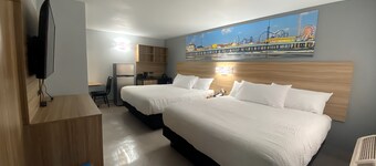 Days Inn & Suites by Wyndham Texas City