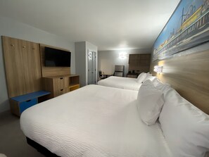 Suite, Multiple Beds, Non Smoking