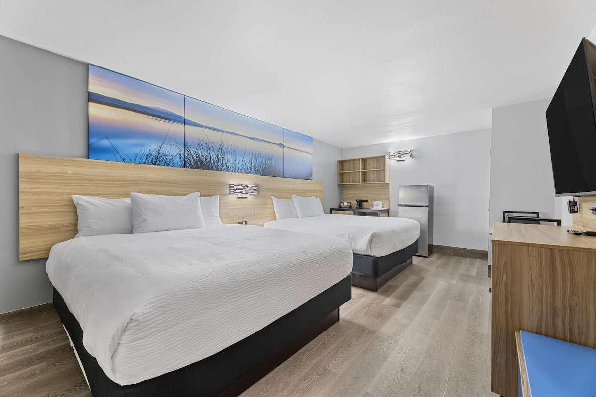 Peralatan tempat tidur premium, gebar bulu kapas, tilam berlapik, meja 