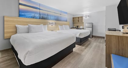 Days Inn & Suites by Wyndham Texas City-Galveston Area