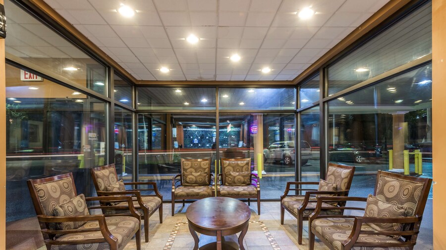 Days Inn by Wyndham Pittsburgh