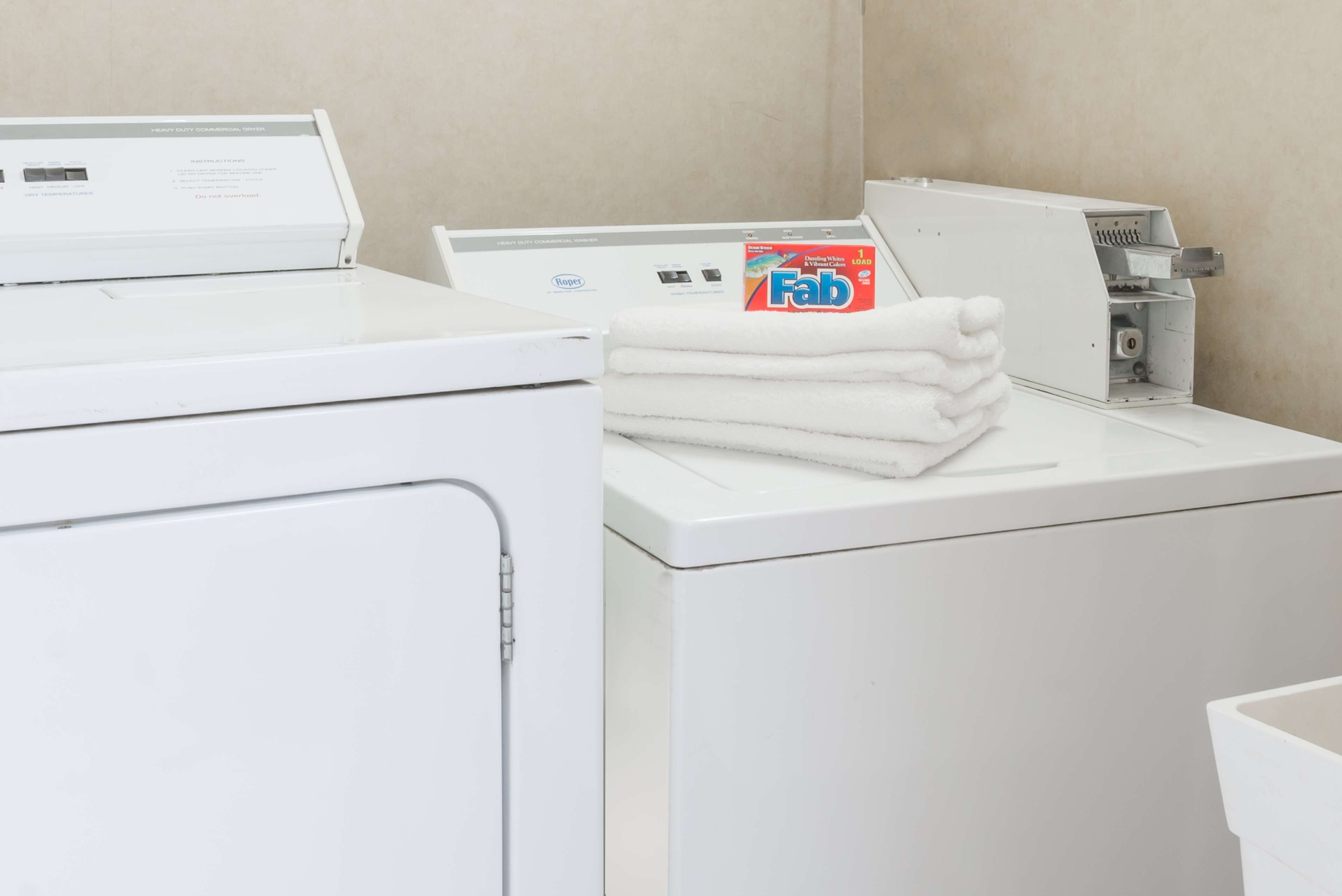 Foto - Days Inn by Wyndham Pittsburgh