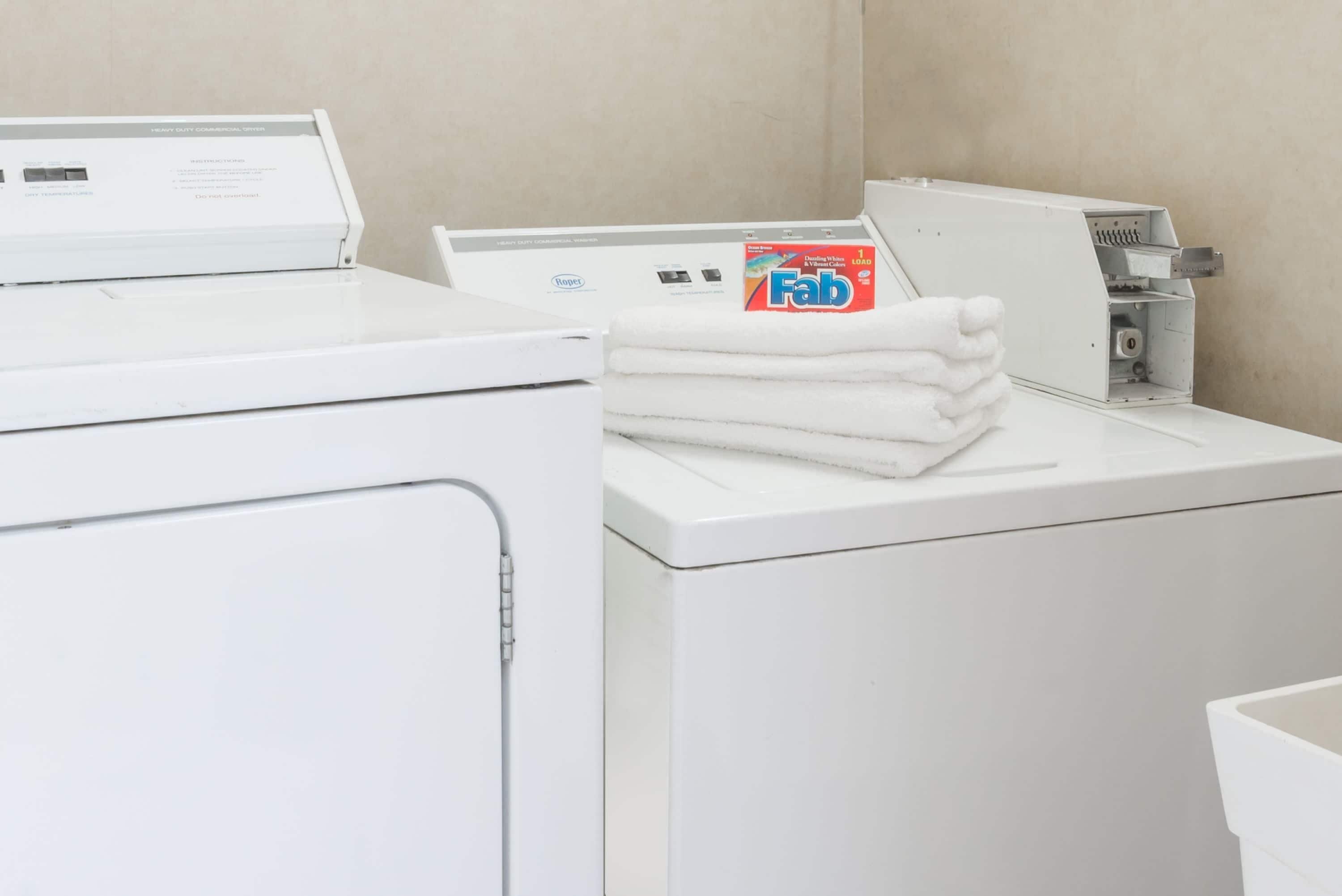 Photo - Days Inn by Wyndham Pittsburgh