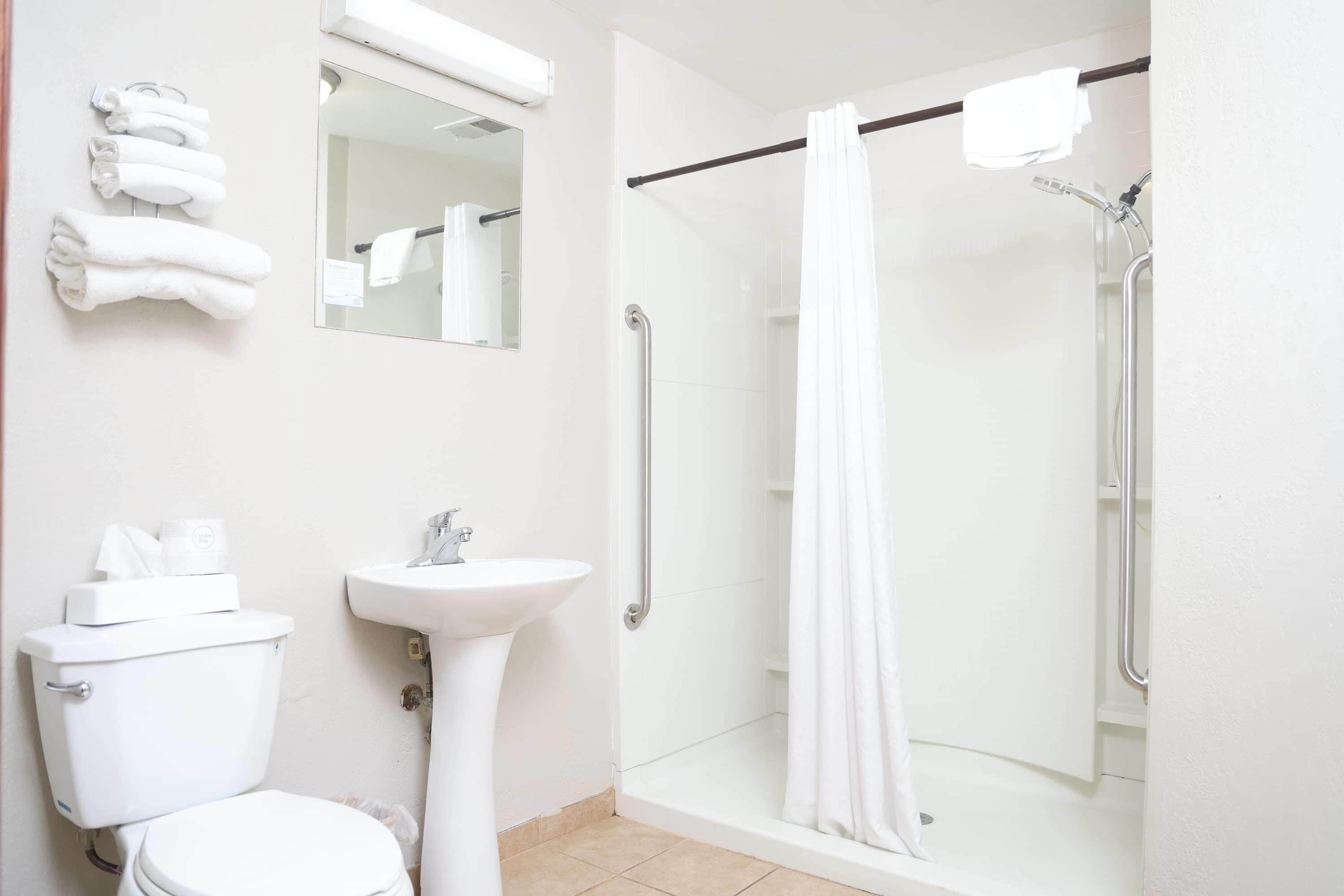 Photo - Days Inn by Wyndham Pittsburgh