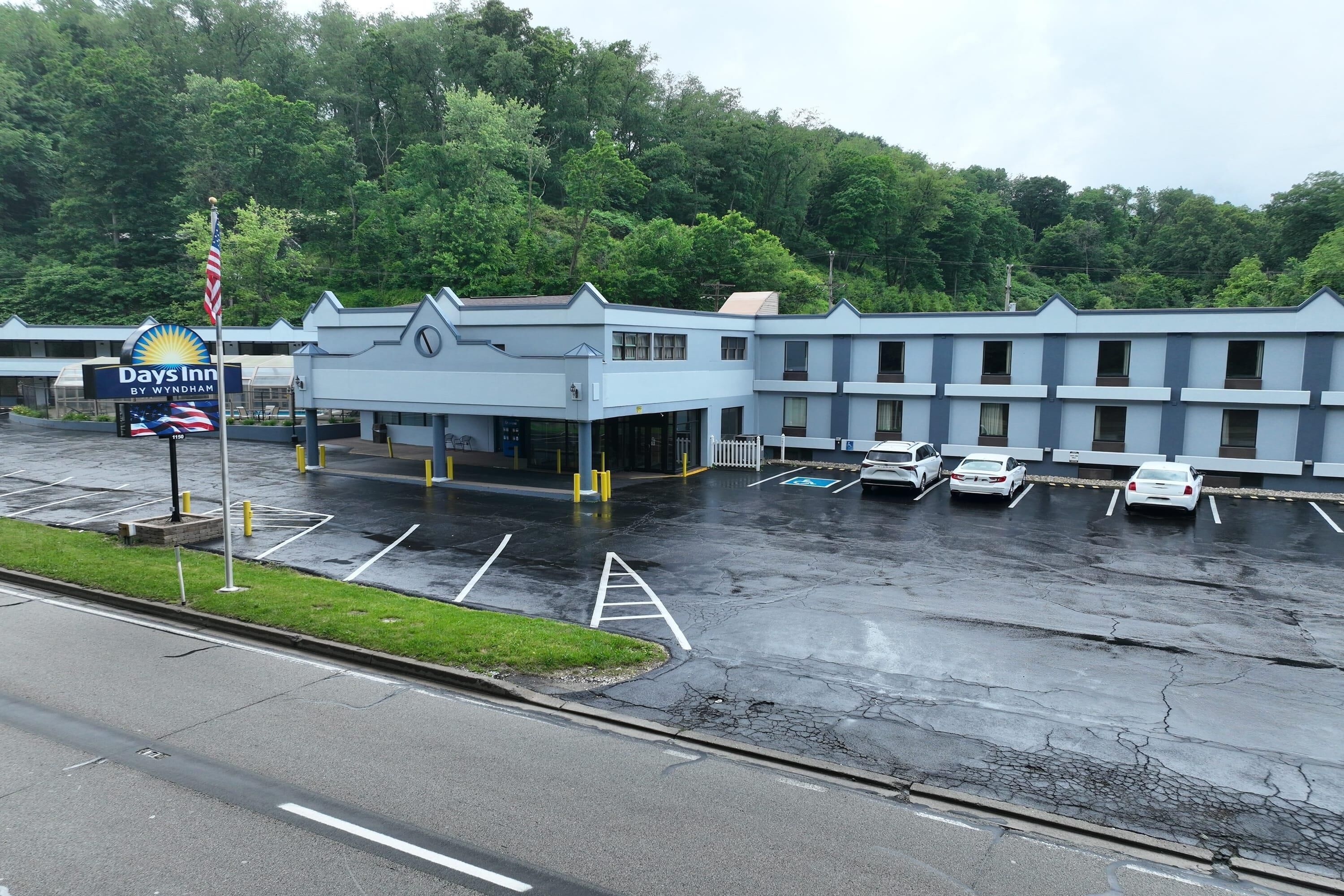 Photo - Days Inn by Wyndham Pittsburgh