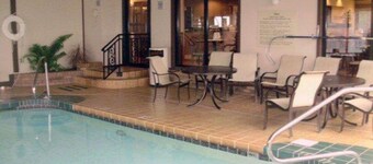 Quality Inn & Suites Searcy I-57