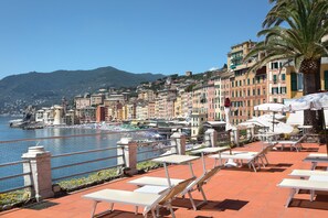 Sundeck