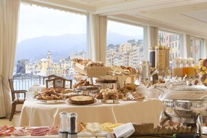 Desayuno buffet incluido