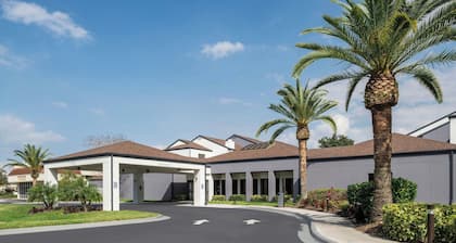 Courtyard by Marriott Orlando Airport