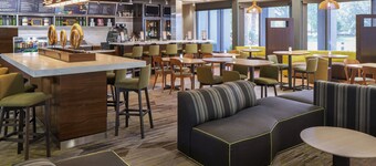 Courtyard by Marriott Orlando Airport