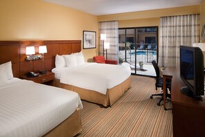 1 bedroom, premium bedding, desk, laptop workspace