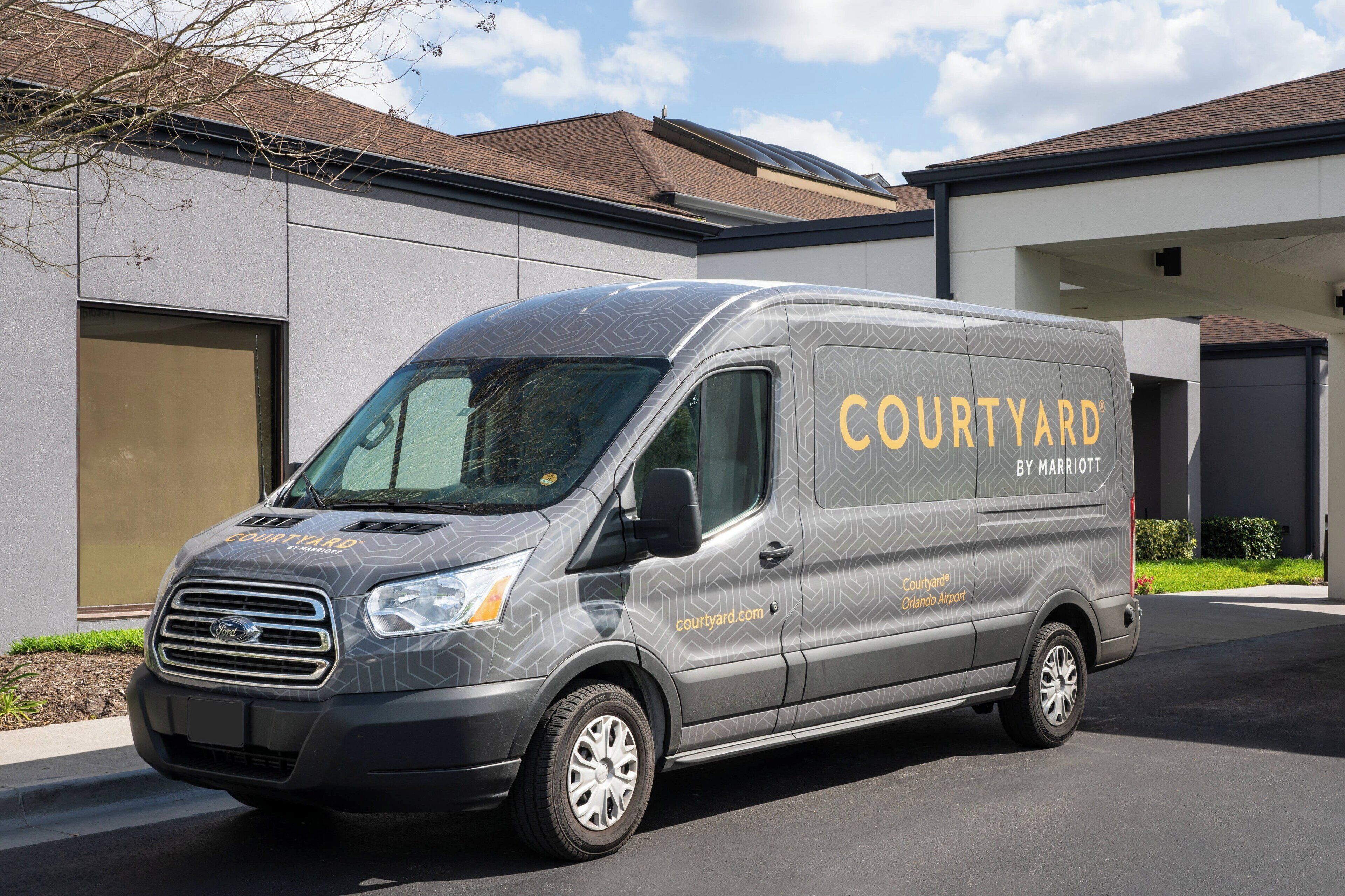 Photo - Courtyard by Marriott Orlando Airport