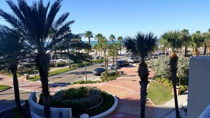 View from room - Seaside Inn & Suites (Clearwater Beach)