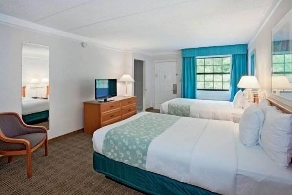 Standard Room, 2 Double Beds | Desk, iron/ironing board, cribs (surcharge), rollaway beds (surcharge)