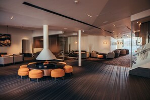2 barer/lounger og lobbylounge