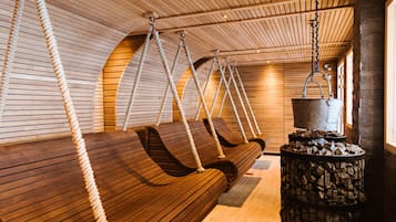 Couples treatment rooms, sauna, hot tub, steam room, body treatments