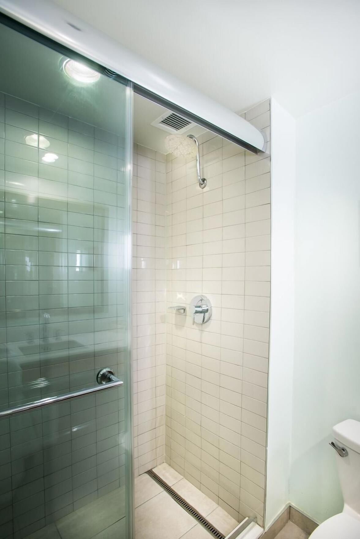 Baño | Ducha y bañera combinadas y artículos de higiene personal ecológicos