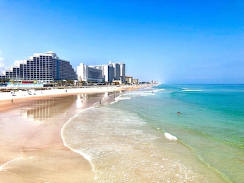 Hotel Exterior at Hilton Daytona Beach Oceanfront Resort