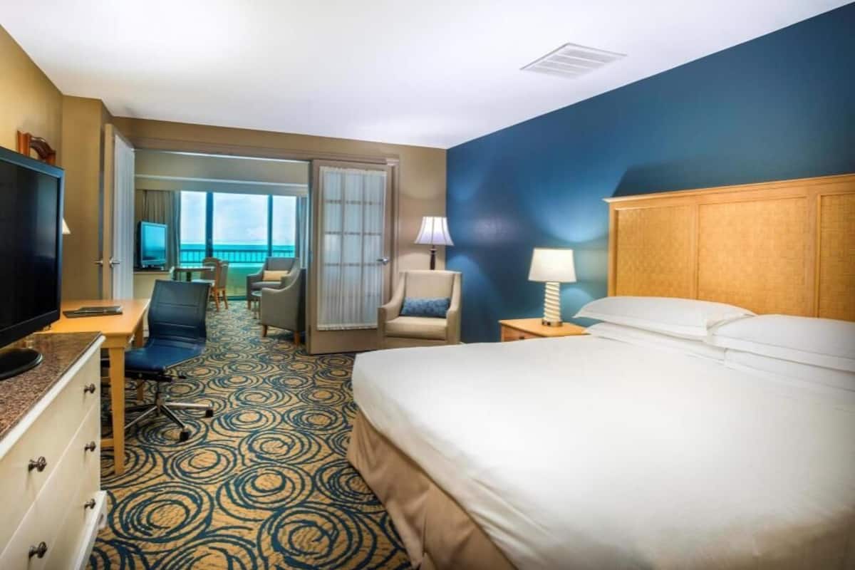 Premium bedding, pillowtop beds, in-room safe, desk