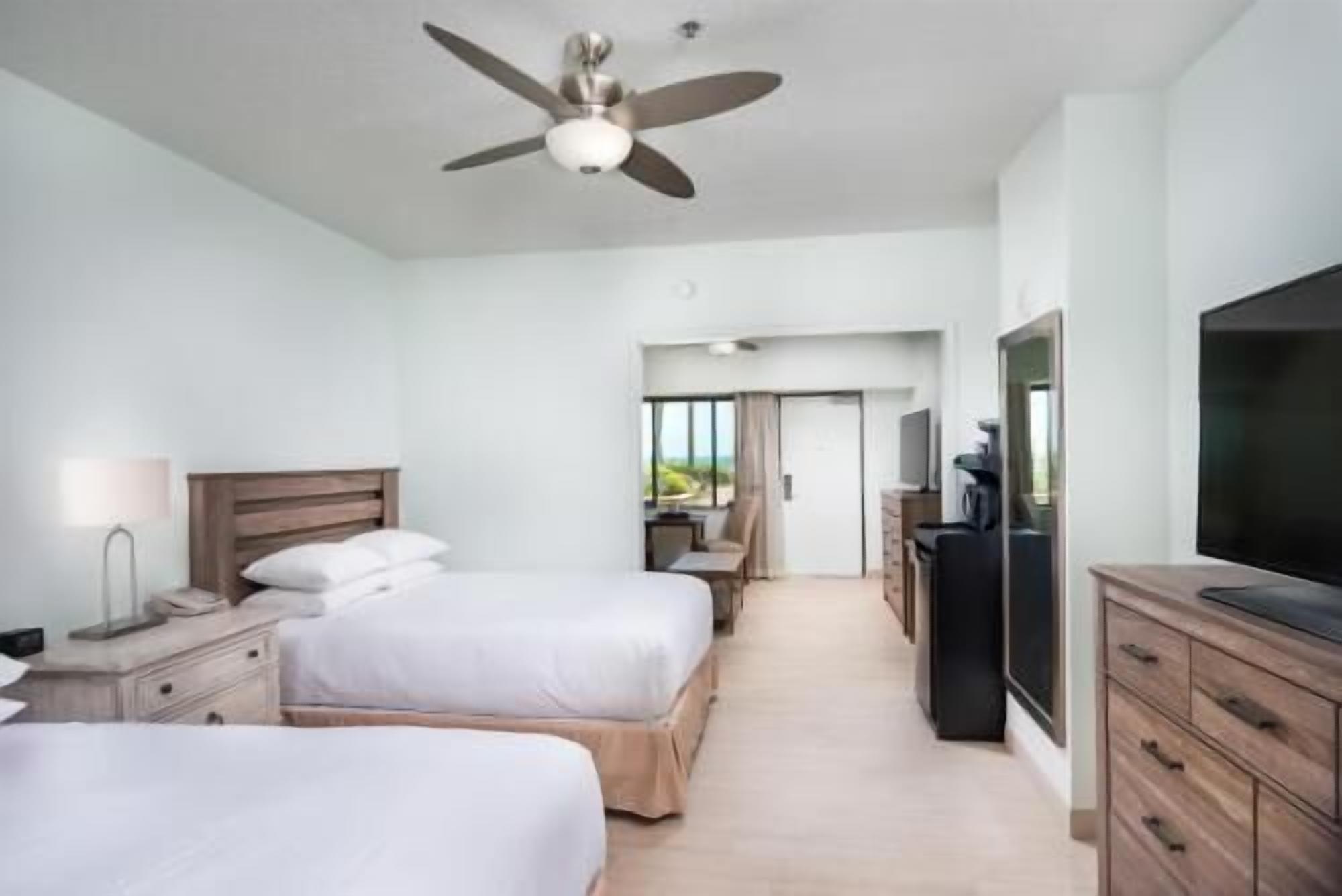 Ropa de cama de alta calidad y colchones con acolchado adicional