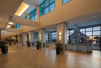 Hotel entrance and lobby at Hilton Daytona Beach Oceanfront Resort