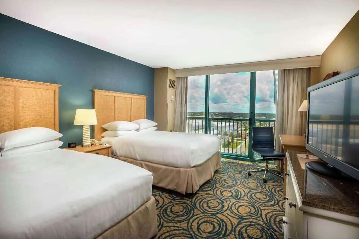 Premium bedding, pillowtop beds, in-room safe, desk