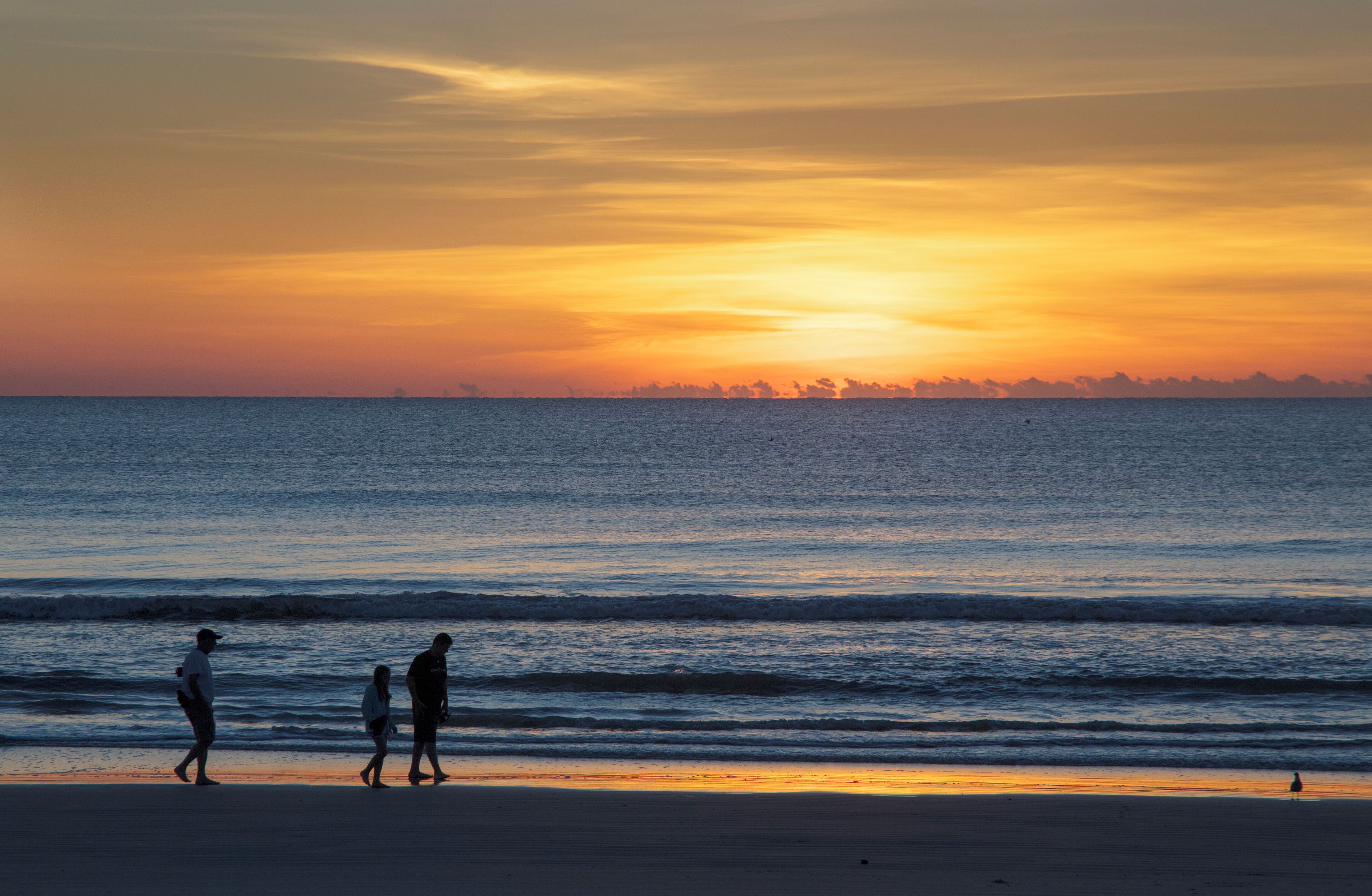 Hochwertige Bettwaren, Pillowtop-Betten, Zimmersafe, Schreibtisch
