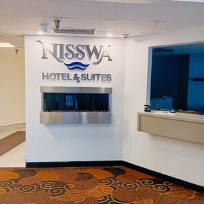 Reception - Nisswa Hotel and Suites (Nisswa)