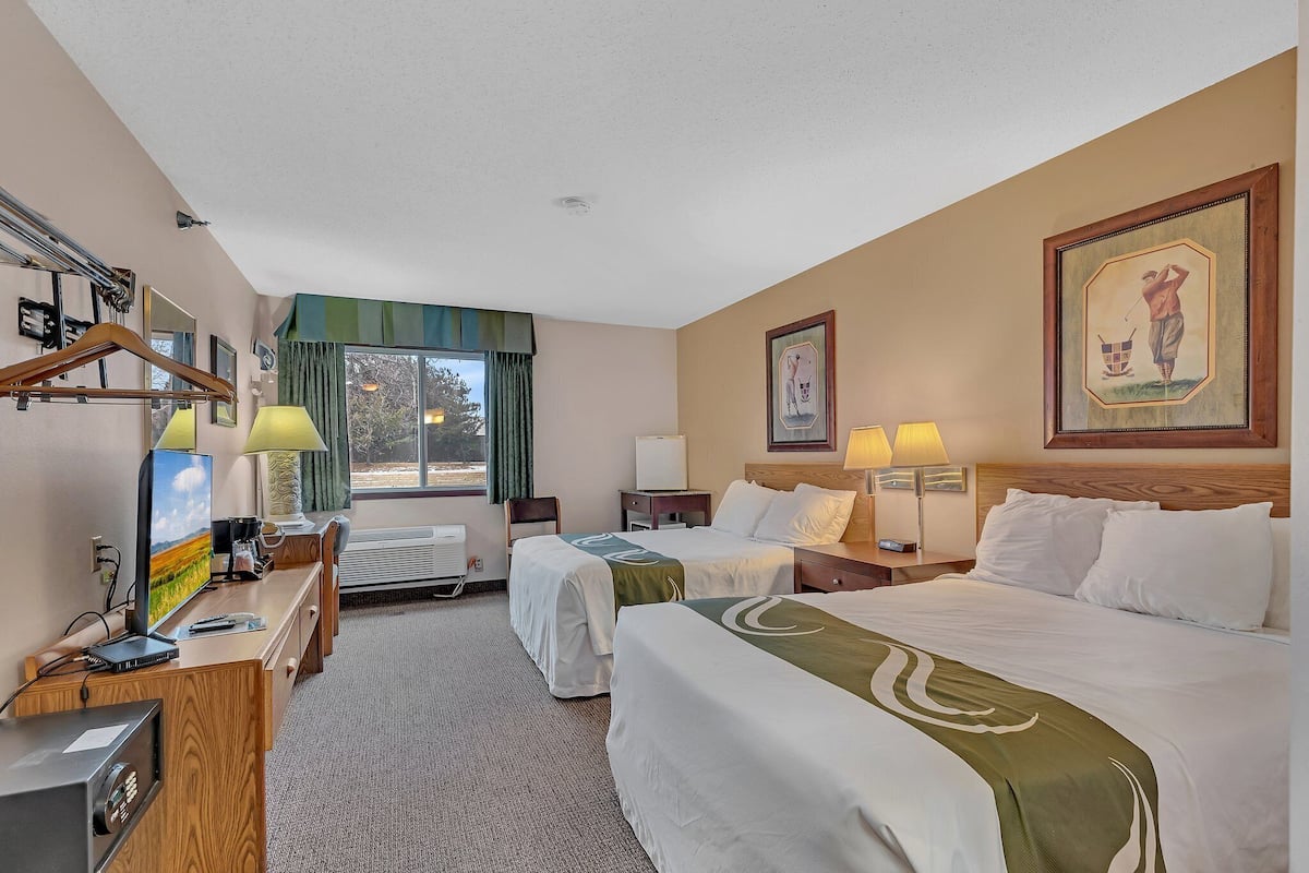Basic Double Room, 2 Queen Beds, Non Smoking