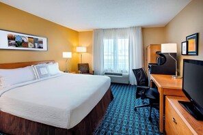 1 bedroom, hypo-allergenic bedding, desk, blackout curtains