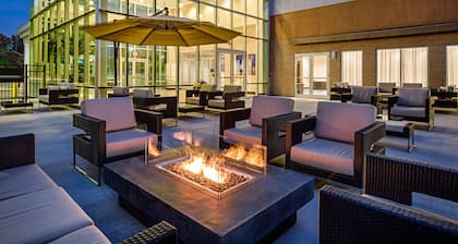 DoubleTree by Hilton Hotel Bristol, Connecticut