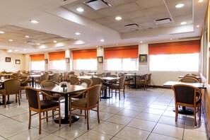 Esmorzar diari continental gratuït 