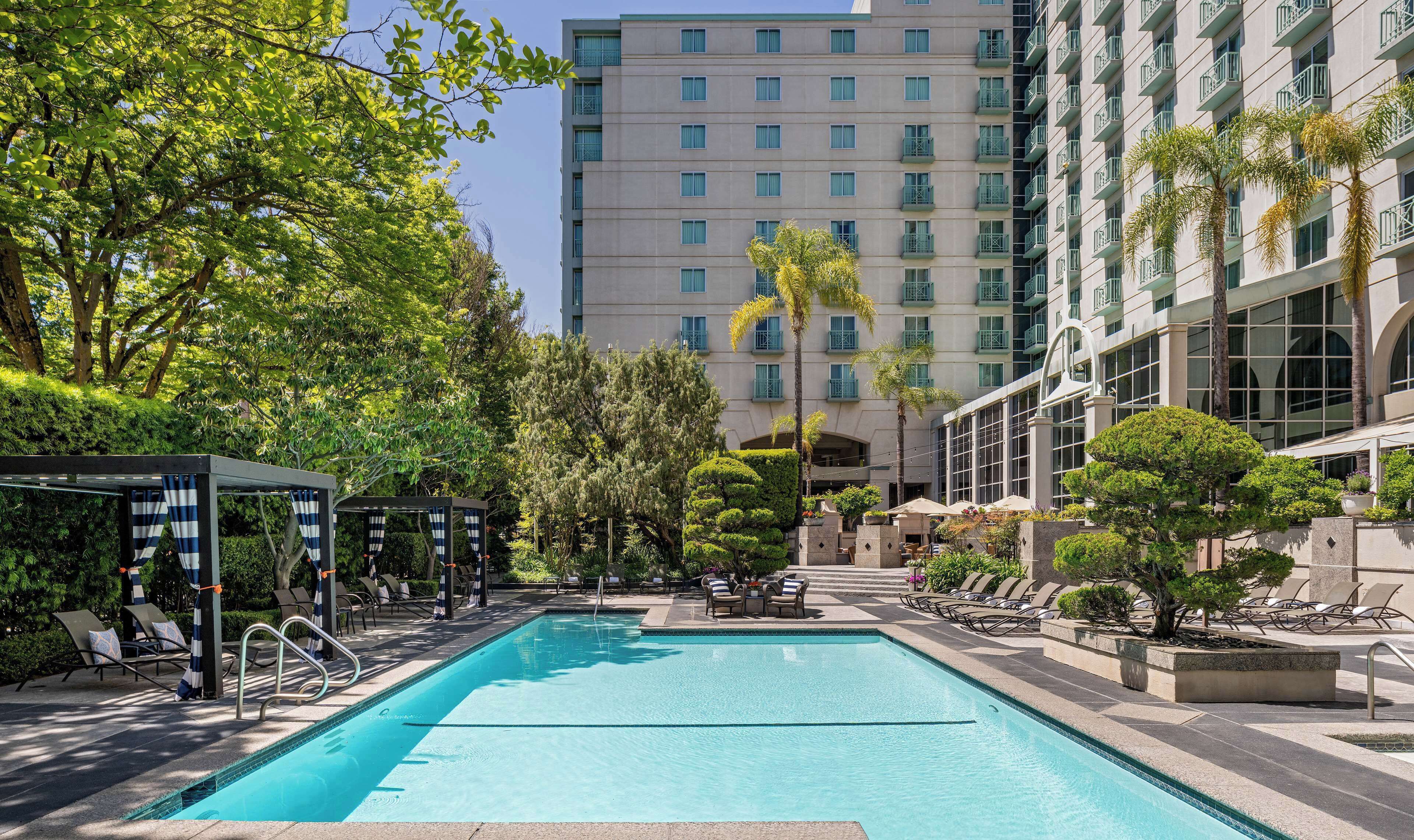 outdoor pool, open 6:00 am to 10:00 pm, free pool cabanas, pool loungers