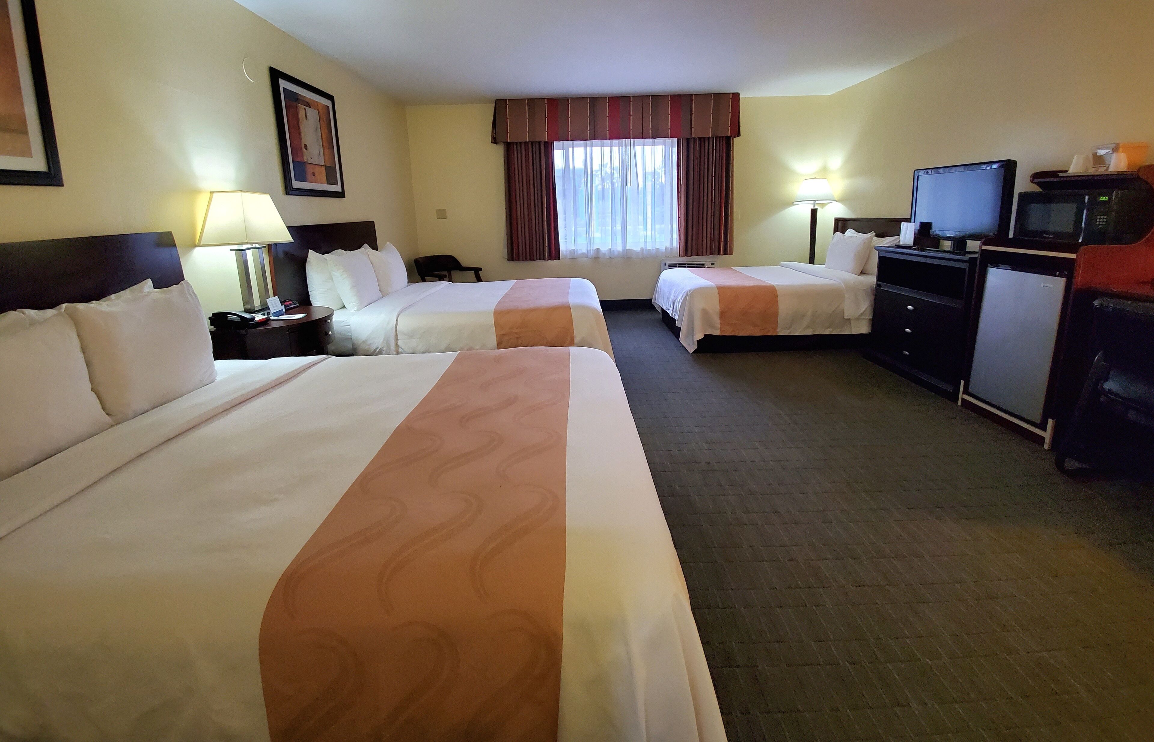 Photo - Quality Inn & Suites Anaheim at the Park