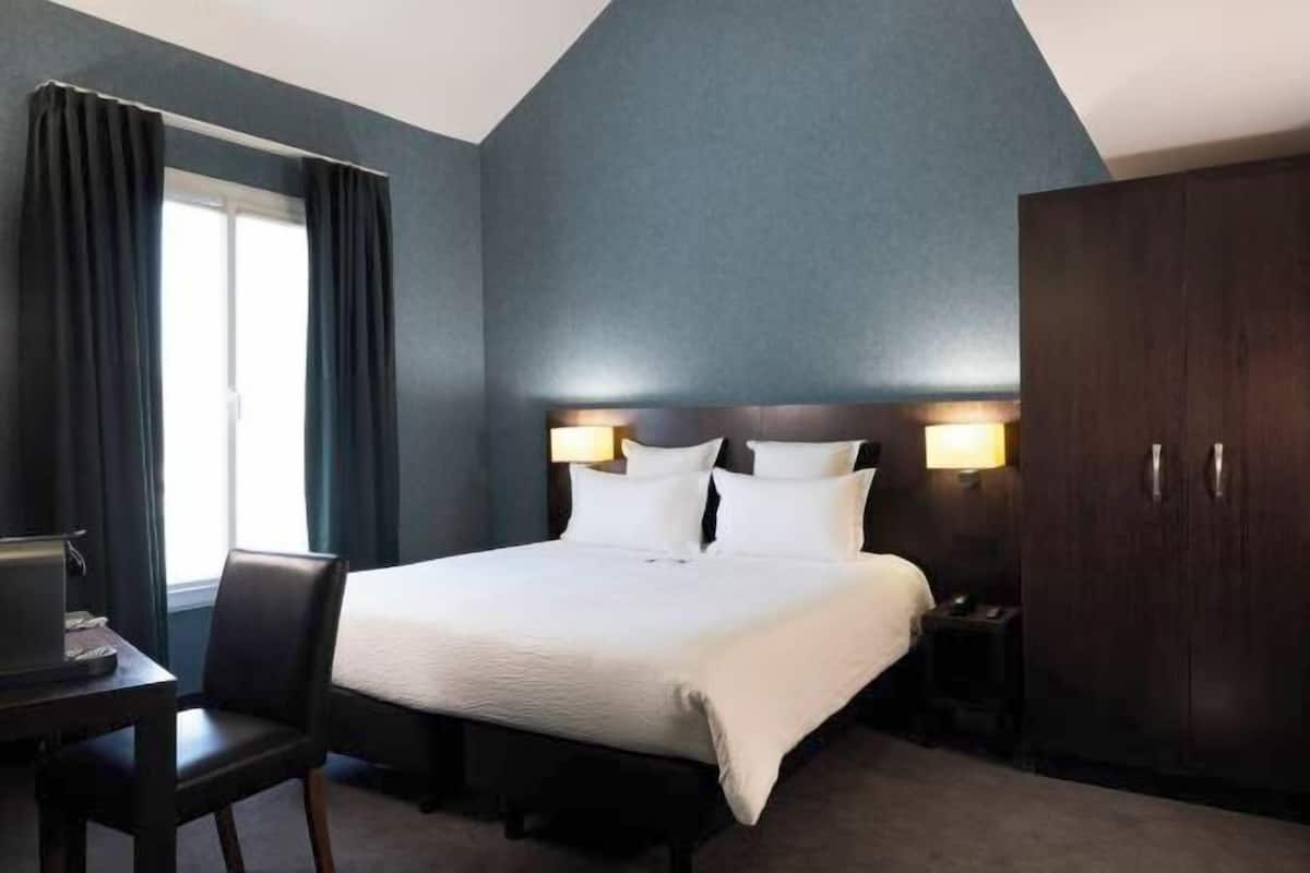 1 bedroom, in-room safe, soundproofing, free WiFi