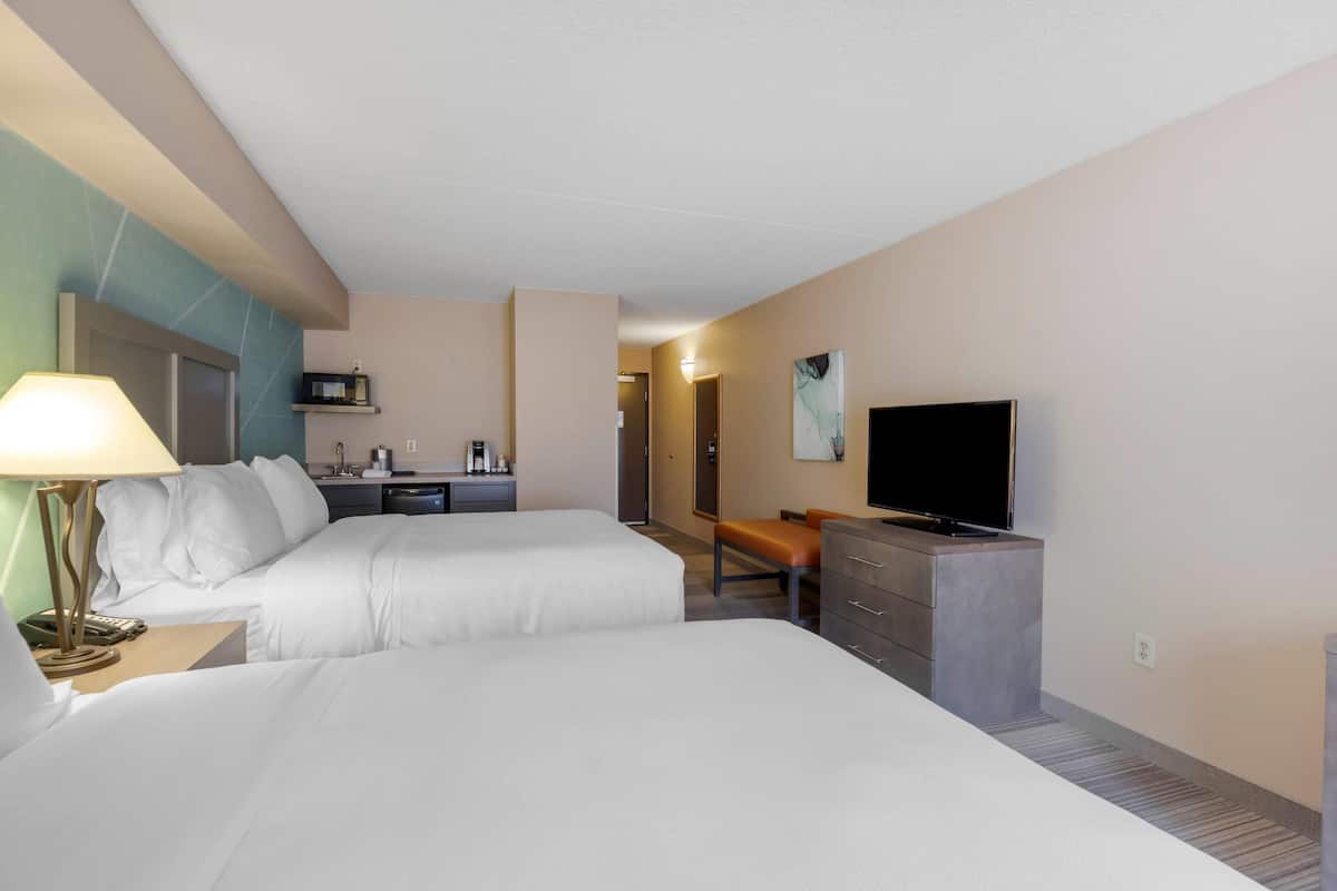 Standard Room, 2 Queen Beds, Non Smoking, Kitchenette | Egyptian cotton sheets, premium bedding, down duvets, pillow-top beds