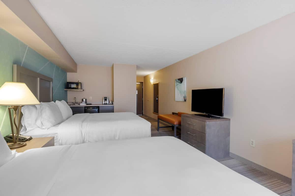 Standard Room, 2 Queen Beds, Non Smoking, Kitchenette