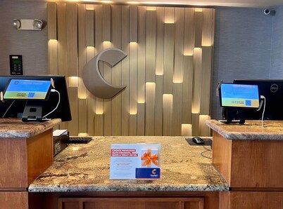 Comfort Inn & Suites Boulder