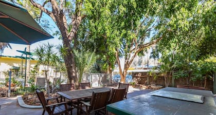 Elkira Court Motel