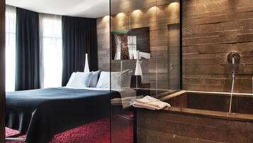 Deluxe Room | Premium bedding, Select Comfort beds, minibar, in-room safe