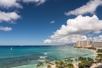 Hotel Exterior at Waikiki Beach Marriott Resort & Spa