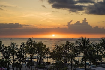 Meeting space at Waikiki Beach Marriott Resort & Spa
