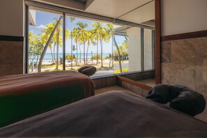 Couples treatment rooms, body treatments, aromatherapy