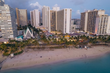 Waikiki Beach Marriott Resort & Spa