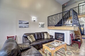 Coin salon dans le hall