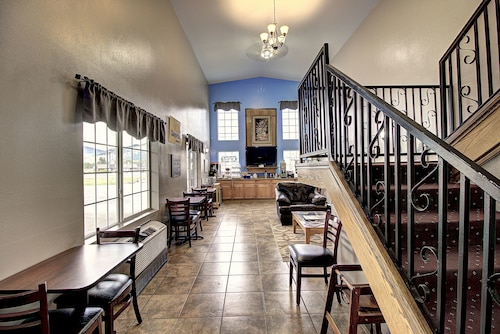 Days Inn by Wyndham Lolo / Missoula Area