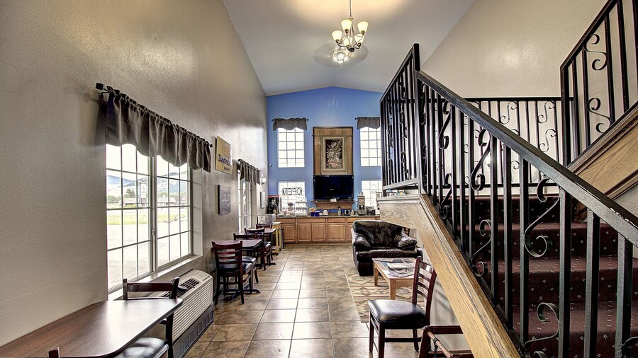 Days Inn by Wyndham Lolo / Missoula Area