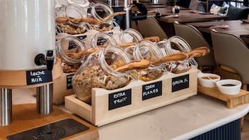 Desayuno estilo bufé