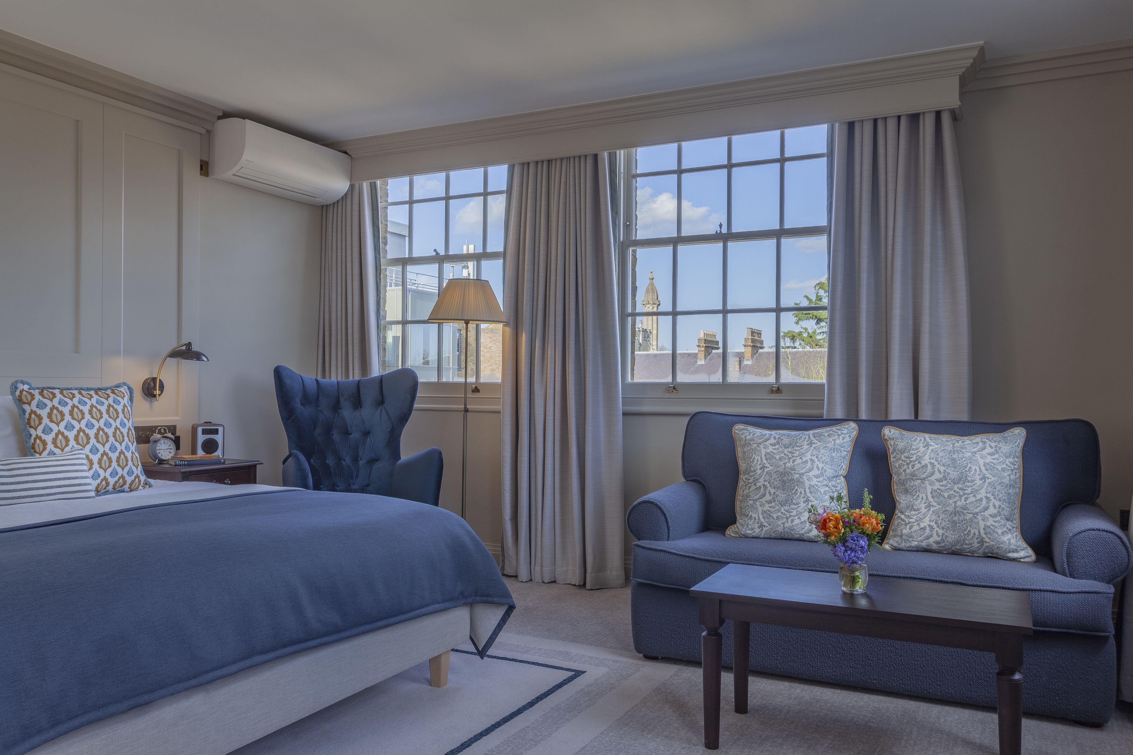 junior room (georgian junior suite) | egyptian cotton sheets, hypo-allergenic bedding, in-room safe